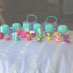 SHOPKINS RANDOM ITEMS